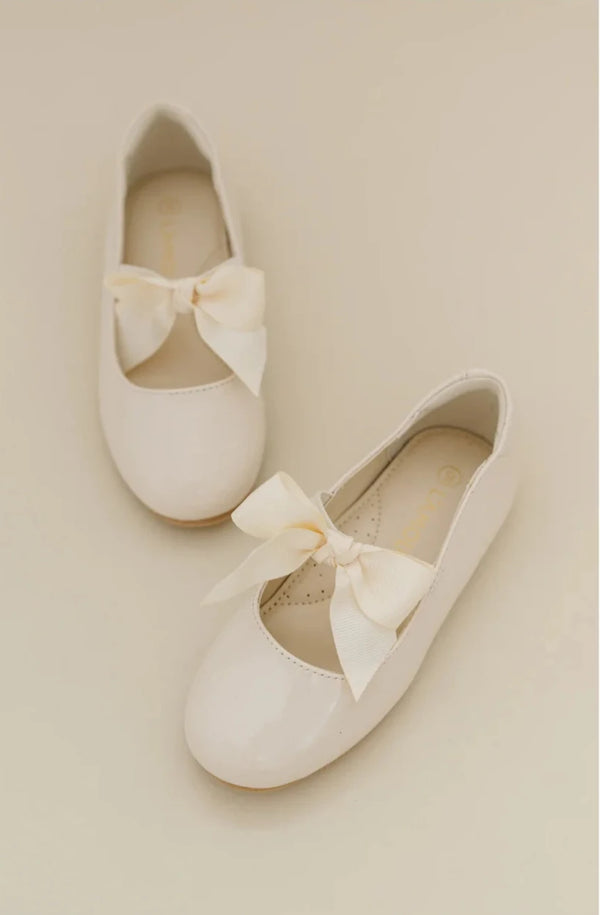 Amelia Bow Flat- Patent Cream