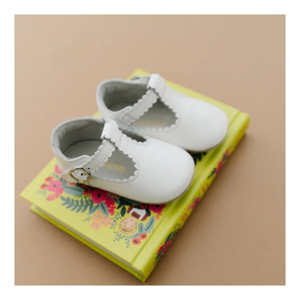 Elodie Scalloped T-Strap Mary Jane Crib Shoe- White