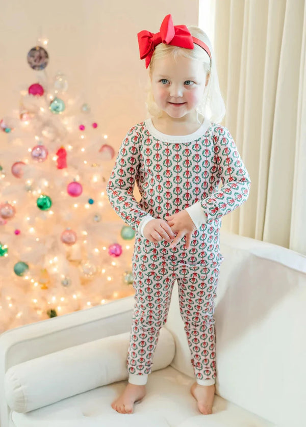 Ava Pajama Set- Pink Wreaths