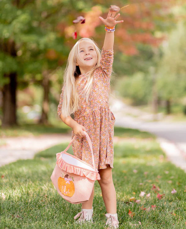 Ruffled Pumpkin Tote